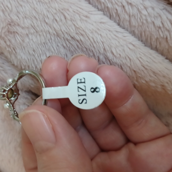 Ring - Picture 5 of 5